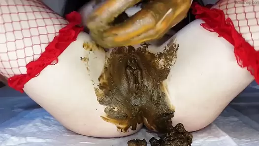 AnnaCoprofield - Dirty Schoolgirl’s Filled Pussy