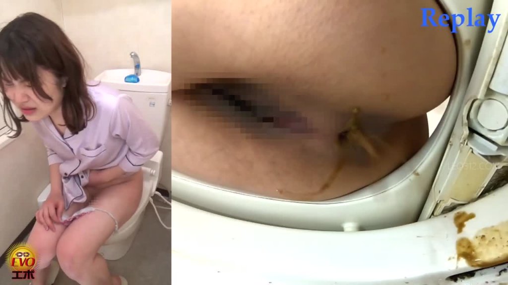 EE-594 07 Home hidden camera: sisters’ explosive diarrhea leakage.