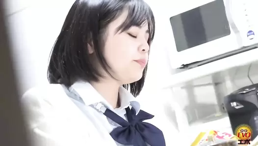 DLEE-583 08 Hidden footage by malicious older brother: enema for the sleeping sister