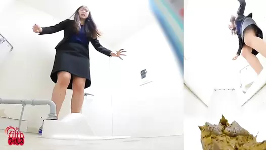 DLFF-548 04 Office ladies toilet that cannot be flushed. Severe odor of defecation and depressing situation