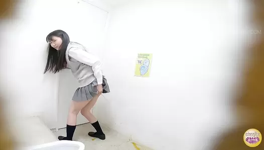 DLSL-513 03 Female student’s enema troubles in the school’s toilet. Liquid stool mercilessly pops out and scatters on the floor.