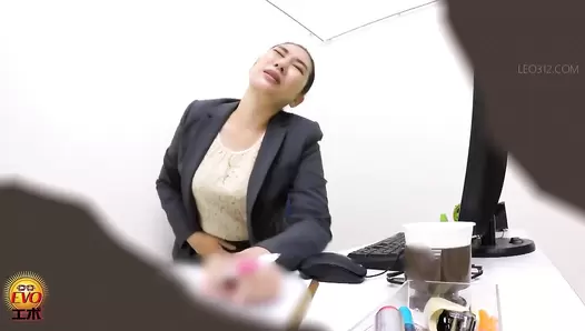 DLEE-451 03 Public diarrheas in highly charged situations! In the open!