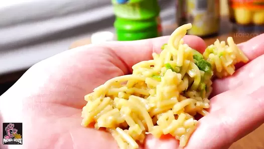 PGFD-079 06 Woman fed untill they can’t take it anymore and forced to vomit.