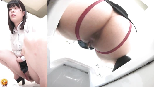DLEE-786 03 Hidden camera footage of sexy poop from OLs in lewd underwear.