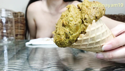 Marinayam19 - []Japanese waitress serves secret menu