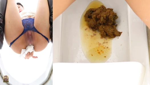 SR097 06 6 Cameras captured women wearing long boots and o-back panties doing farts and poops in the toilet. (Split screen view)