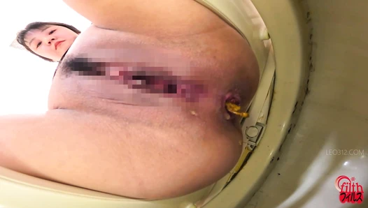 DLFF-684 06 Yoga class: farts and poops.