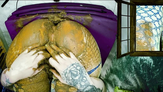 DirtyBetty - The smell always rises