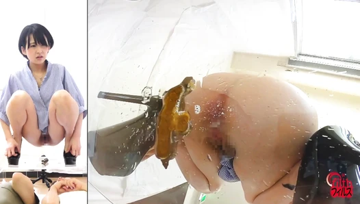 DLFF-561 05 Let’s show the ultimate shame! Girls pooping on acrylic board while others girl watching from directly underneath