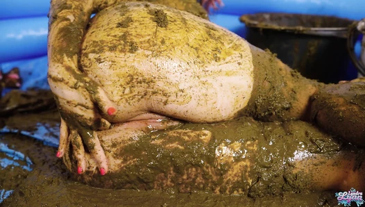 Lyndra Lynn - Lyndra Lynn Waifu in Diapers