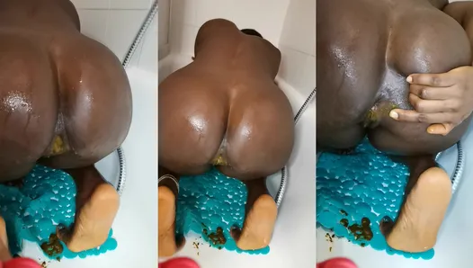 Smutty_Luce - Shit looking like Pebbles in the Bathtub