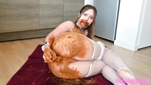 Ninounini - JOI MAID (BONICHE) : She shits on your cock and makes you cum !