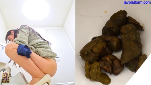 SR-100 05 Turtle W Full Shot Beautiful woman's ecstatic face poop and fart Slits